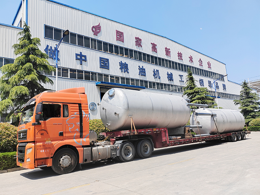 华泰集团承揽的24T/D精制米糠蜡项目发往江苏